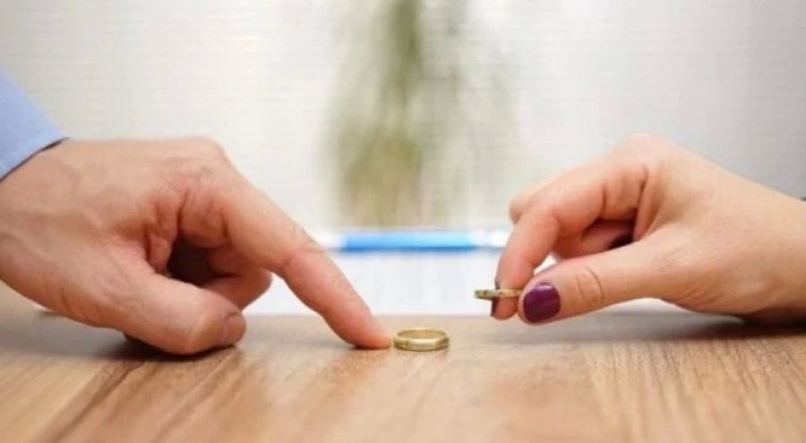 Bir Ayda 141 Çift Boşandı