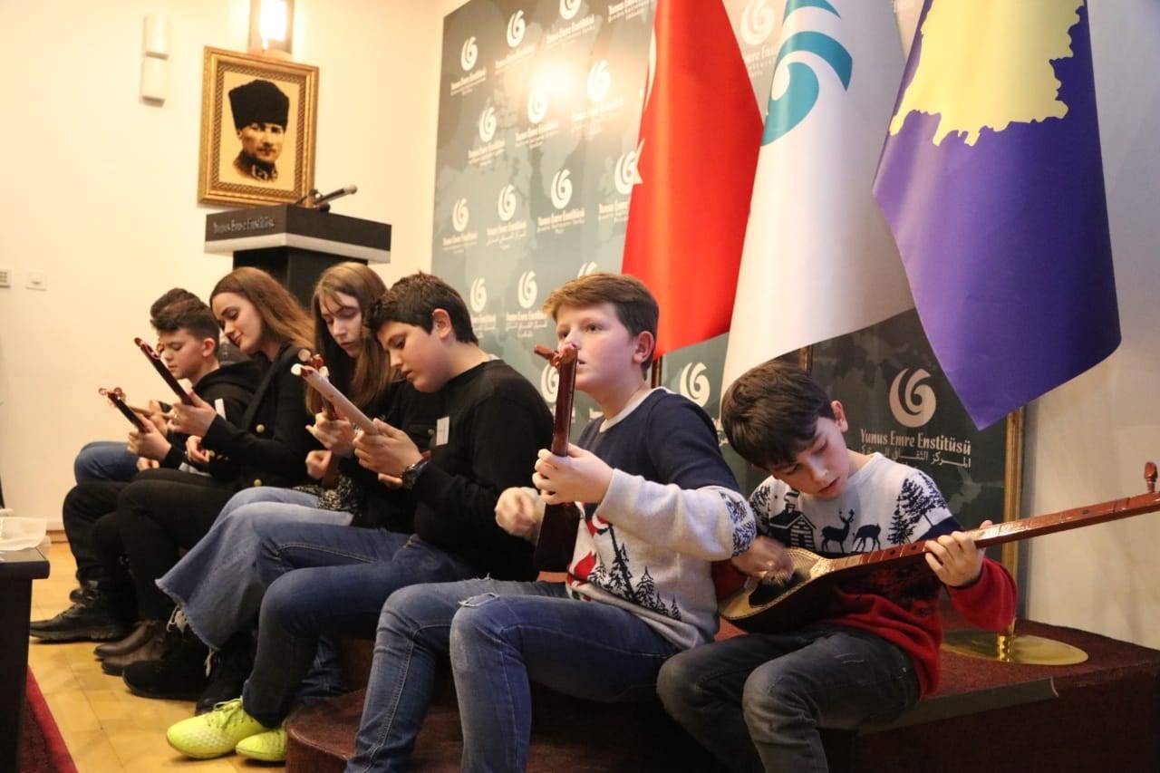 Priştine Yunus Emre Enstitüsünde Sertifika Heyecanı