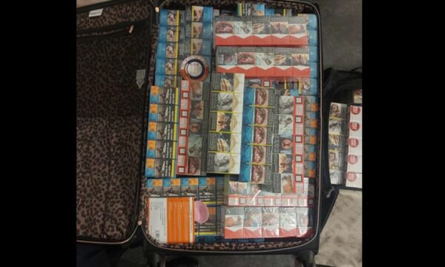 Priştine Havalimanı’nda Bir Kişi 144 Paket Sigarayla  Yakalandı