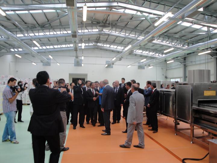 Bozdağ Prizren'de Kamila Çikolata Fabrikasını Açtı