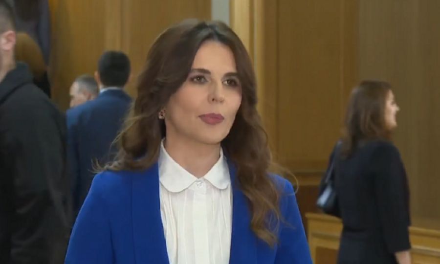 Kosova, Kurti'nin Egosundan ve Haxhiu'nun İhtirasından Daha Büyük