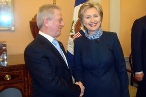 Clinton Kosova'ya Desteğini Teyit Etti