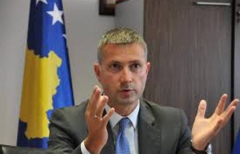 Çollaku Vizeler Konusunda AB-den Olumlu Karar Talep Etmektedir