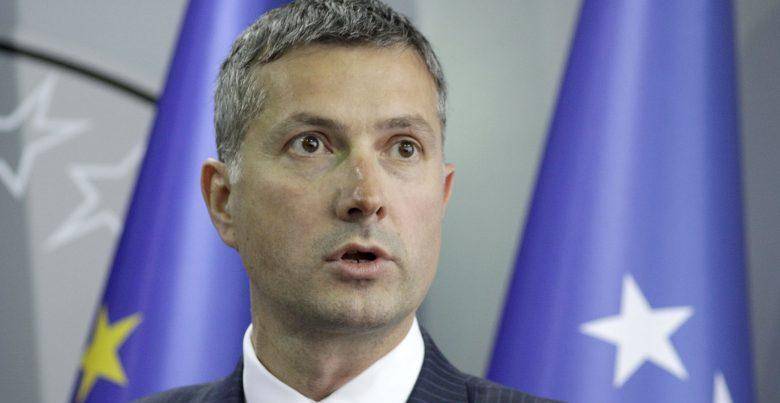 Çollaku: Sınır Anlaşması Kosova'nın Çıkarındandır