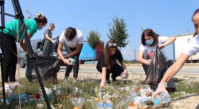3 Ayda Çöp Dökülen 707 Yer Temizlendi