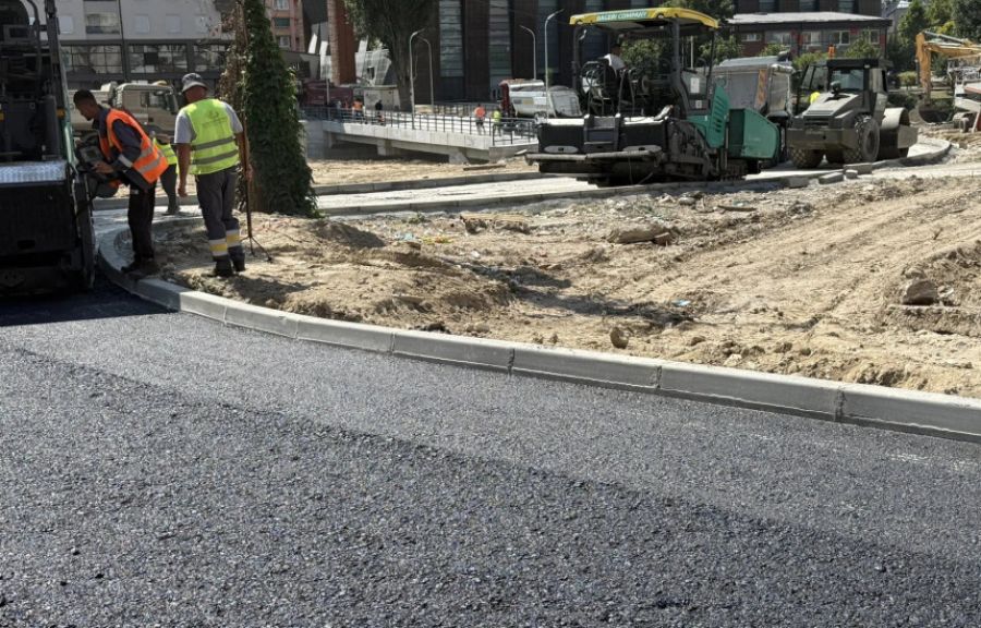 İbre Nehri Üzerindeki Yeni Köprüde Asfaltlama Çalışmaları Başladı