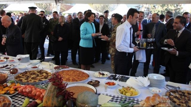 Şükran Günü Töreni Priştine'de Düzenlendi