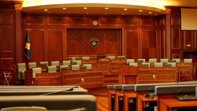 Seçimler Tarihi, EULEX ve Mahkeme Kararlarına Bağlı