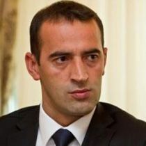 Daut  Haradinaj Muhalefette Kalmaktan Yana