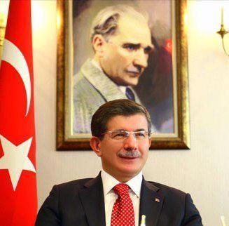 Davutoğlu'ndan Kutlama Mesajı