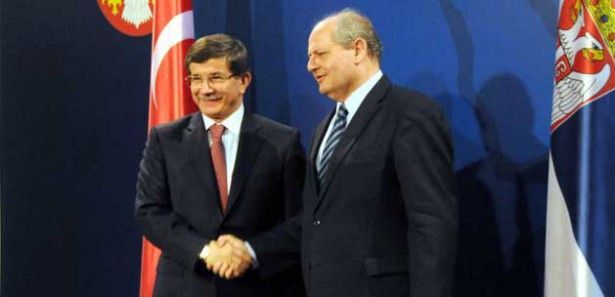 Davutoğlu, Sırp Mevkidaşıyla Kosova'yı da Görüştü