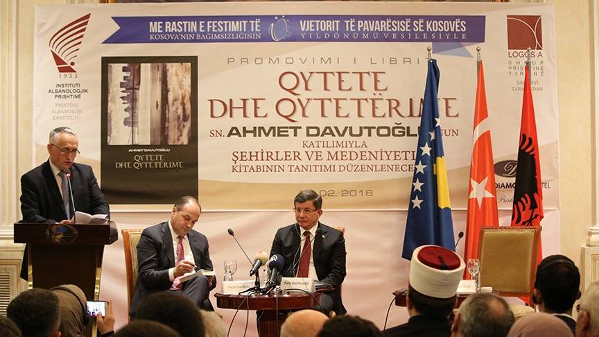 Davutoğlu: Kosova’nın Tanınmasında Türkiye’nin Payı Büyüktür