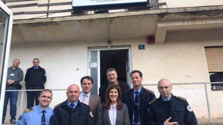 Milletvekilleri İlk Kez Zubin Potok Polis Karakolu'nu Ziyaret Ettiler