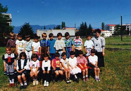 Avni Engüllü