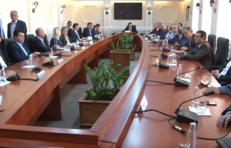 Kurti’nin Panelde Önerdiği Bildiri