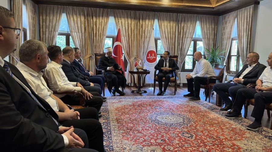 - *Bosna Hersek İslam Birliği Heyeti ve İlmiyye Derneği İstanbul Müftüsü'nü Ziyaret Etti
