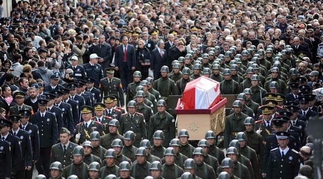 Kosovalı Türklerin Heyeti Denktaş'ın Cenaze Törenine Katıldı
