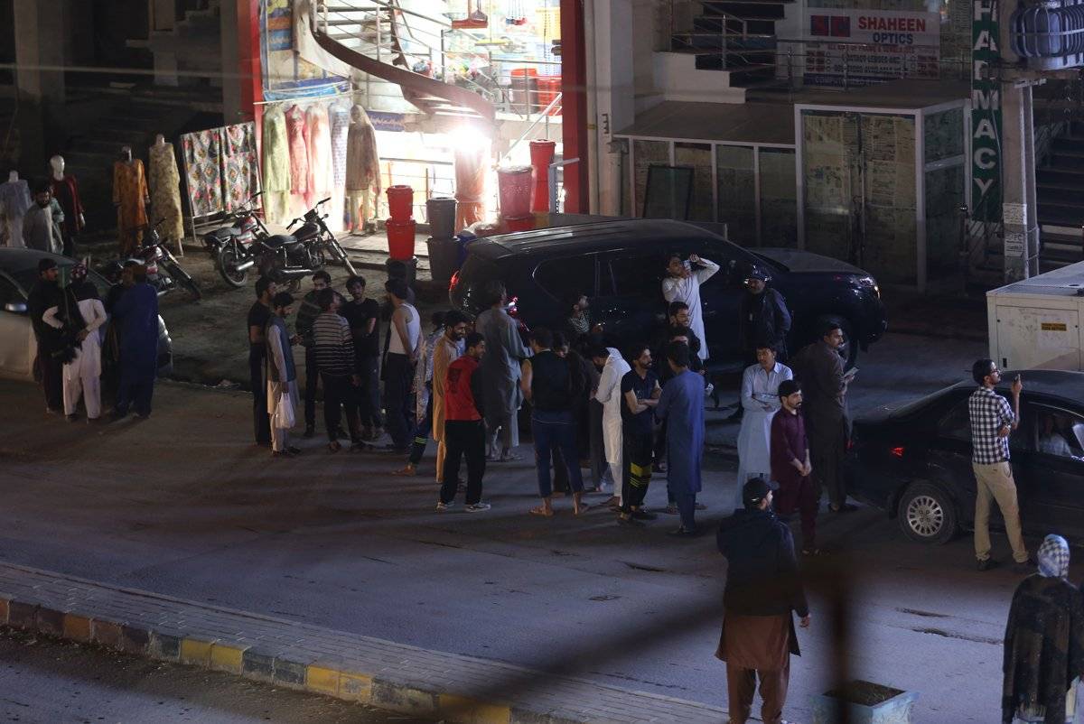 Afganistan’da büyük deprem: Ölü ve yaralılar var
