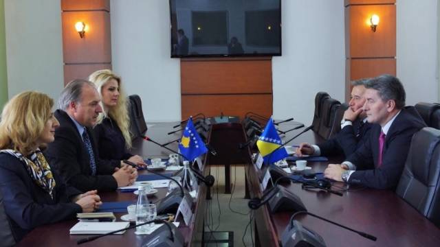 Kosova ile Bosna Vatandaşlarının, Kimliklerle Bu Ülkelere Gitmeleri Görüşüldü