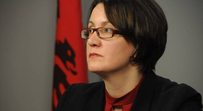 Aida Dërguti Meclis Başkan Yardımcısı Görevine Devam Ediyor