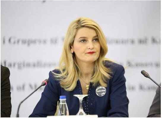Hoxha, Vize Başarısızlığından Sorumluluk Hissetmiyor