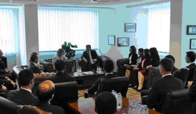 Türkiyeli  Genç Diplomatlar Bakan Yağcılar'ı Ziyaret  Etti