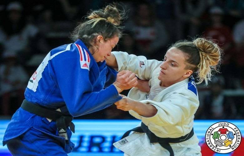 Distria Krasniqi Çin’den Altın Madalya İle Dönecek