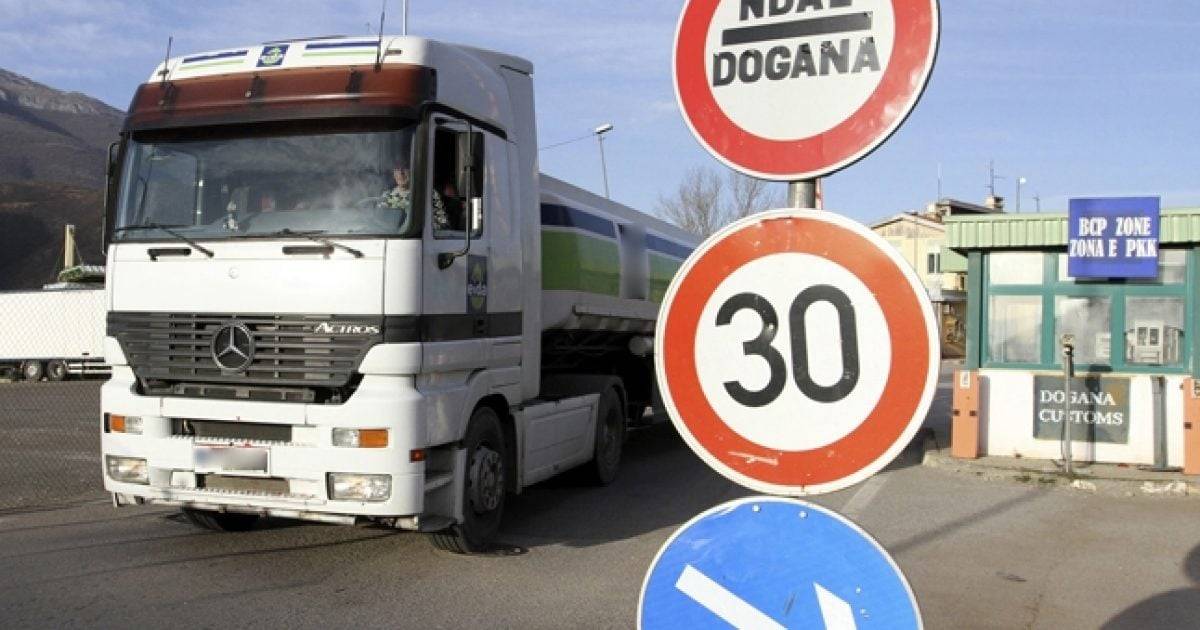Arnavutluk-Kosova Arasında 77 Anlaşma Askıya Alındı