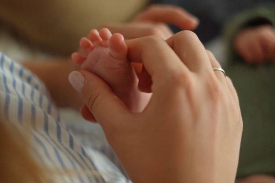 Kosova’da 13 Yılda 306 Binden Fazla Çocuk Doğdu, 65 Yaşında Anneler de Vardı