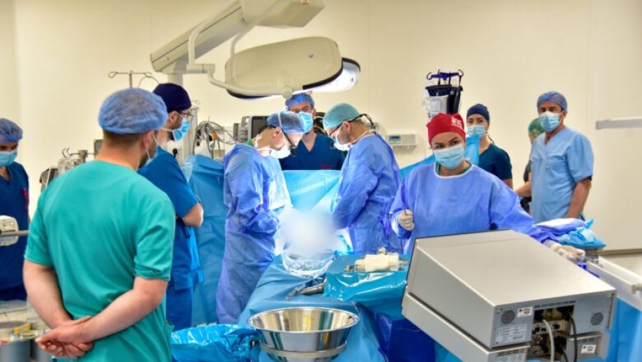 QKUK’ta Türk ve Kosovalı Doktorlardan Kalp Hastası Çocuklara Hayat Veren Operasyonlar