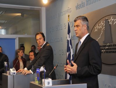 Yunanistan'dan Kosova'ya Arabuluculuk Mesajı