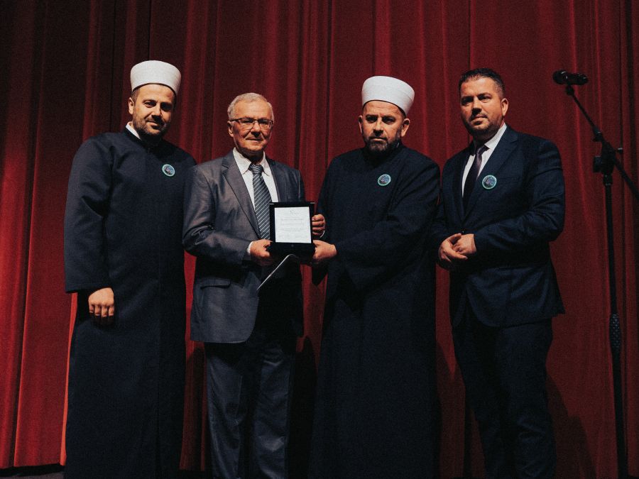 İlim Fikir ve Hikmet İnsanı Prof. Dr. Enes Pelidija’ya “Husein Paşa Boljaniç” Ödülü
