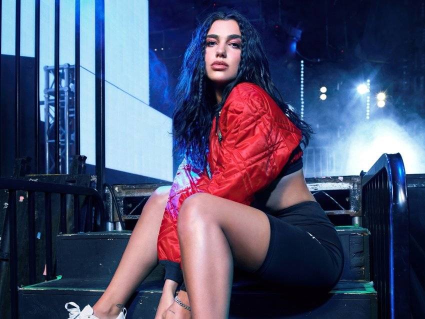 Dua Lipa’da Bu Yıl Priştine ‘Sunny Hill’ Festivali’ne Katılacak