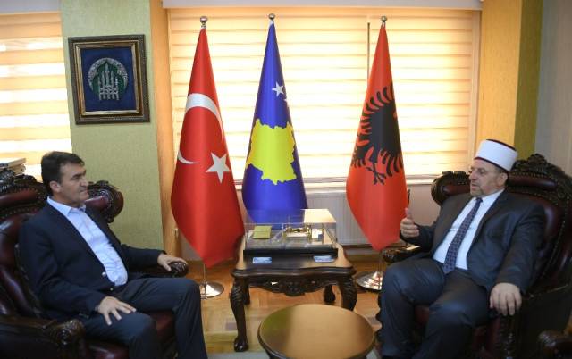 Dündar'dan Kosova'da Önemli Ziyaretler