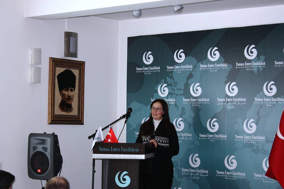 Yunus Emre Merkezinde Ebru Kursları Başladı
