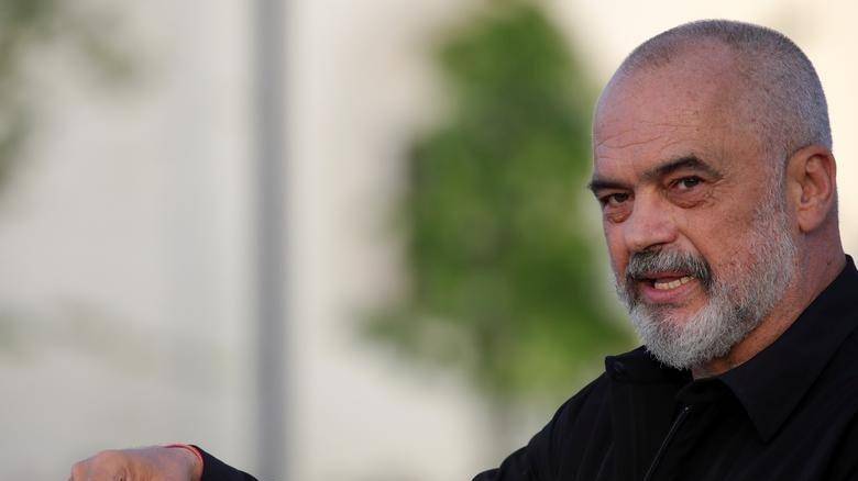 Arnavutluk’ta Edi Rama hükümeti güvenoyu aldı