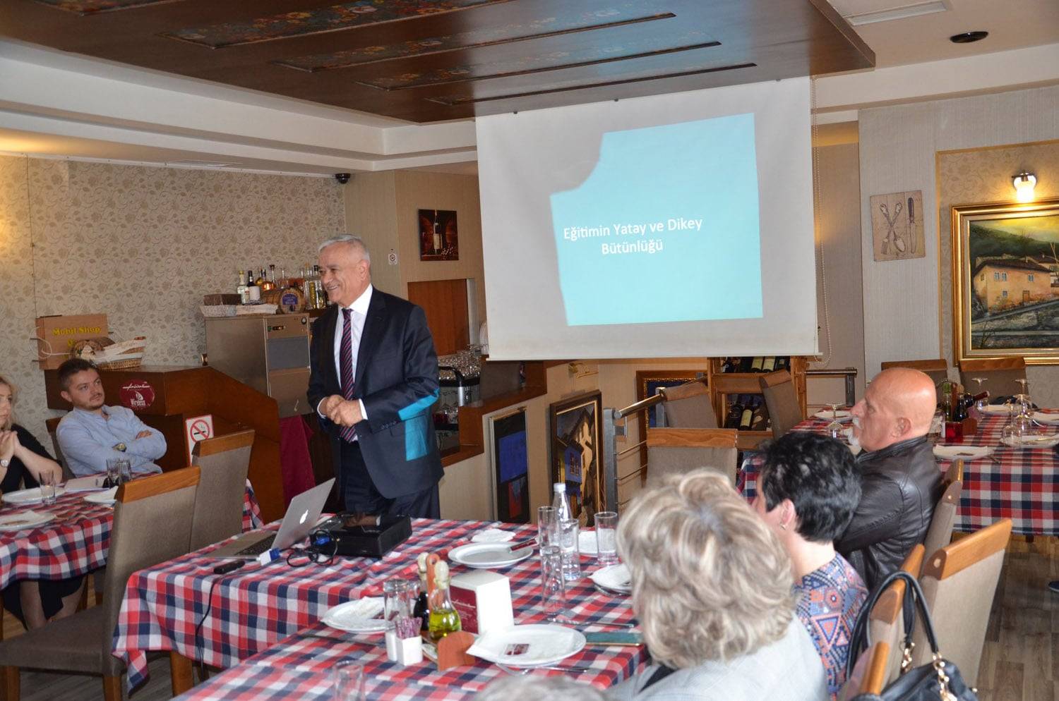 Kısa ve Uzun Vadeli Eğitim Stratejileri Hazırlanmalı