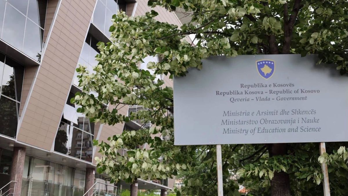 En Yüksek Başarı İngilizcede, En Düşük Matematik ve Kimyada