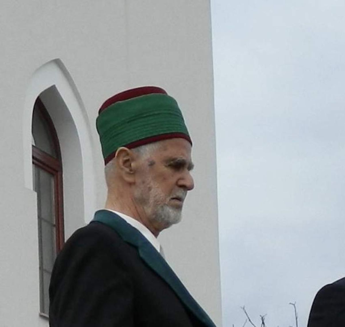 SARSILMAZ BİR CEMAAT HİZMETKÂRI VE MANEVİYAT ERİ