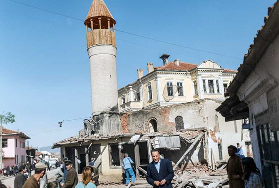 Sırbistan Novi Pazar'daki Eyüp Bey Camii Kültür Merkezi yüzünden nasıl yıkıldı?