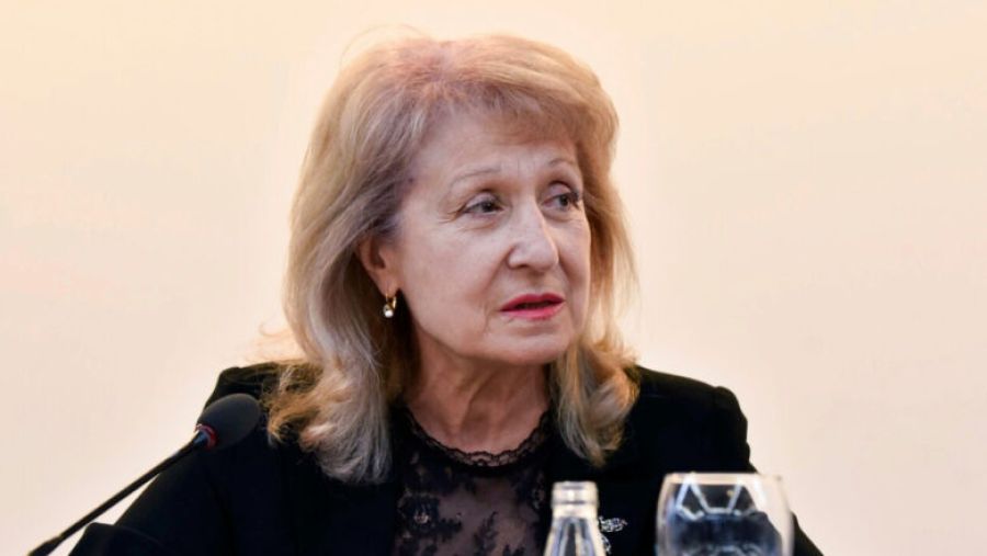 Trendafilova'nın Görevi Uzatıldı 