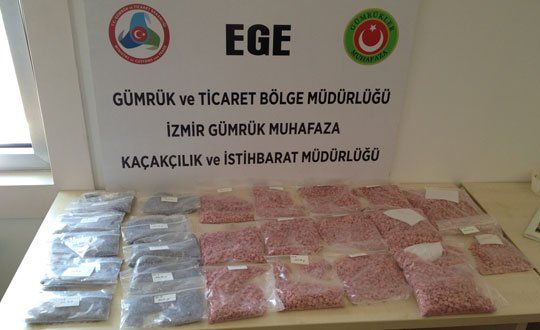 Kosovalı Turistin Valizi Ectasy Deposu Çıktı