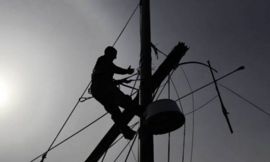 Prizren’de Bir İşçi Elektrik Direğinde Çalışırken Hayatını Kaybetti