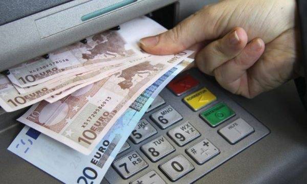 Emekli Maaşlar Hesaplara Dün Yatırıldı