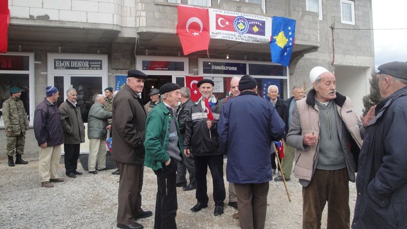 Türk Askerinden Lubijda Emeklilerine  Destek