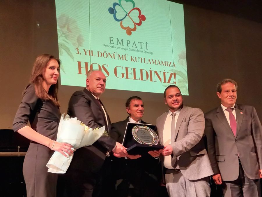 Empati Derneği 3. Yılını Prof.Dr. Üstün Dökmen Konferansıyla Taçlandırdı