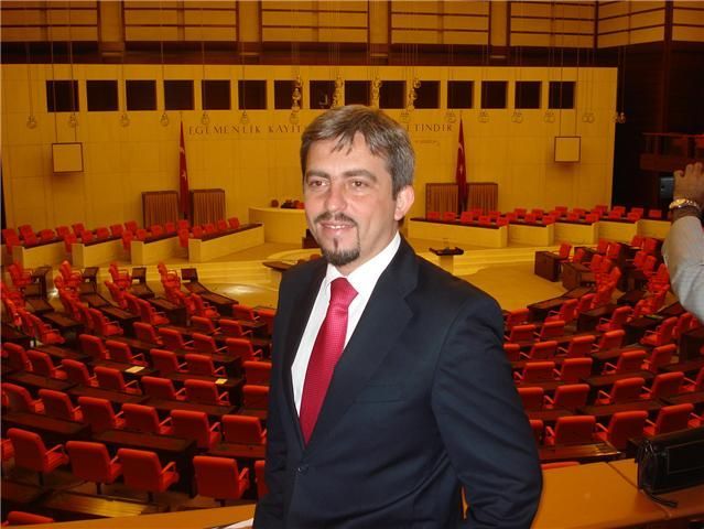 KGG İçin Kabul Sınavlarının Türkçe de Yapılması Talep Ediliyor