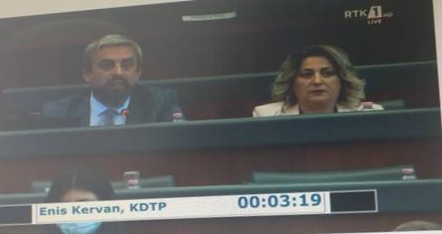 Topluluklar Temel Eğitim Sıkıntılarına Çözüm Bekliyor