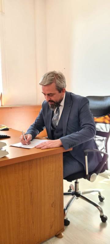 Enis Kervan Mazbatasını Aldı
