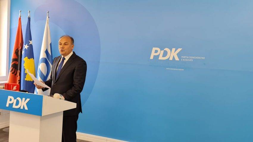 Kurti’nin Davetini Kabul Etmedi, Kosova Meclisi’nde Tartışma İstedi